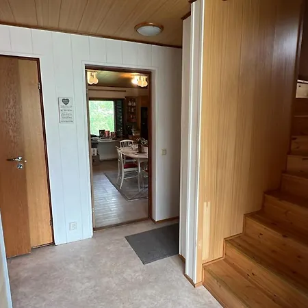 Guest 1,4 Km From Kupittaa Railway Station * トゥルク