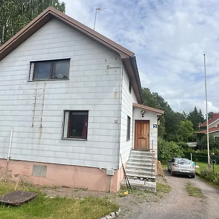 Guest 1,4 Km From Kupittaa Railway Station ホームステイ