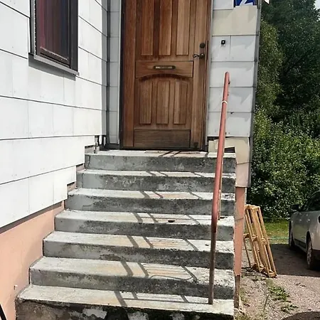 Guest 1,4 Km From Kupittaa Railway Station ホームステイ